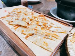 明湖煎包-鹊华居·地道鲁菜·海鲜·融合味(大明湖店)