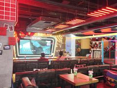 -DEDE APU潮玩运动聚乐部(观音桥店)