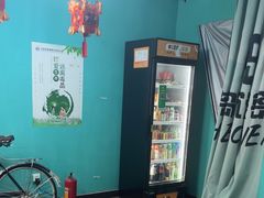 -荒岛实景沉浸密室(江汉路1店)