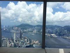 -OZONE 顶楼酒吧(香港丽思卡尔顿酒店)