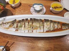 清蒸海鲜汁翘嘴大白鱼-花舍·新派粤菜·西餐·下午茶(亚运村·鸟巢店)