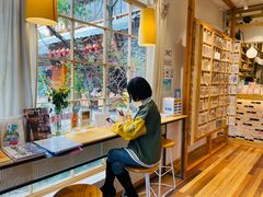 -猫的天空之城概念书店(束河店)