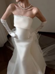 点击看大图 -GODDESS WHITE婚纱礼服(鹏城动力大厦店)