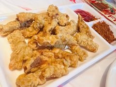 -肥肥虾庄·金牌油焖大虾(汉街SKP店)