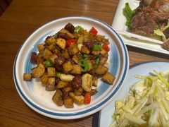 黑椒牛肉粒杏鲍鱼菇-雪乡阁东北农家菜(颛桥约好休闲街店)