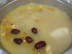 -光头药膳鸡(莱茵小镇店)