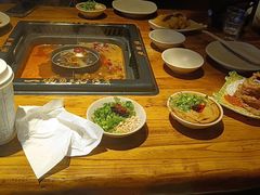 -老牌坊云南鱼豆花火锅(哈西万达店)