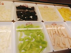 -芝小官毛肚火锅海鲜自助(淮安清江浦区新亚店)