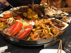 -日进一片海.生腌海鲜火锅.宵夜烧烤(三里屯总店)