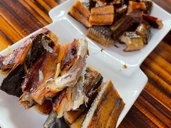 咸鱼-鸿运美食府