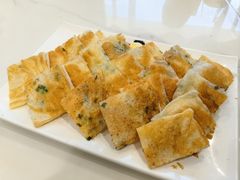 葱香飞饼-鑫紫玉食府·巴特私房菜