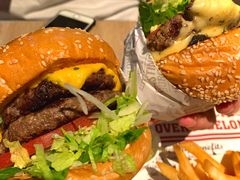 -The Habit Burger Grill 哈比特汉堡(复兴soho店)