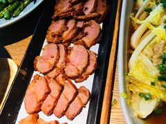 -蜜桃餐厅·伴山(湖滨商业街店)