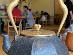 餐具摆设-春常在云南私房菜