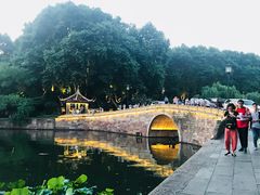 -杭州西湖风景名胜区-钱塘苏小小之墓