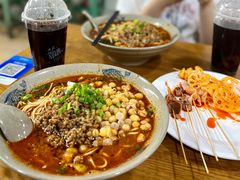-丁丁猫重庆小面(徐州路店)