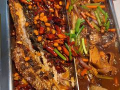 -鸣记脆皮烤鱼(岐山路店)