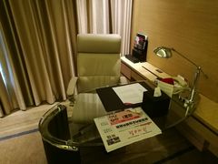 -广州花都皇冠假日酒店