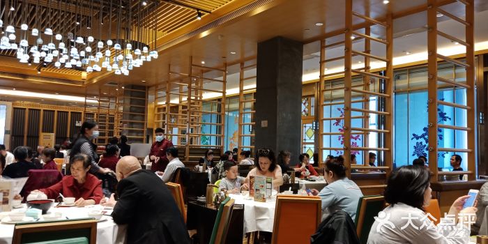 稻香酒家·34年老字号·港式粤菜(汉街店)大堂图片