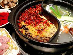 -两三事小郡肝串串香火锅(桂庙店)