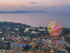 -七彩云南欢乐世界