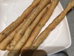 茴香小油条-海底捞火锅(让胡路万达店)