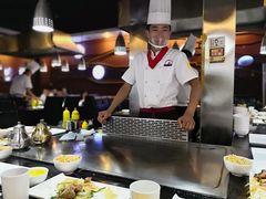 -利昂法式铁板主题餐厅(新奥购物中心店)