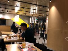 大堂-麦当劳(国际社区店)