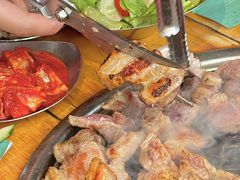 -唯成•韩国炭火烤肉 유성고기
