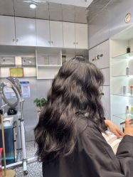 -Tloml salon