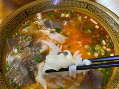 酸汤羊肉粉-肇兴特色牛肉粉
