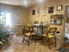 -Rabbit Cafe私房西餐甜点咖啡(栖霞路店)