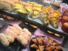 -Caidie Bakery采蝶轩(百越店)