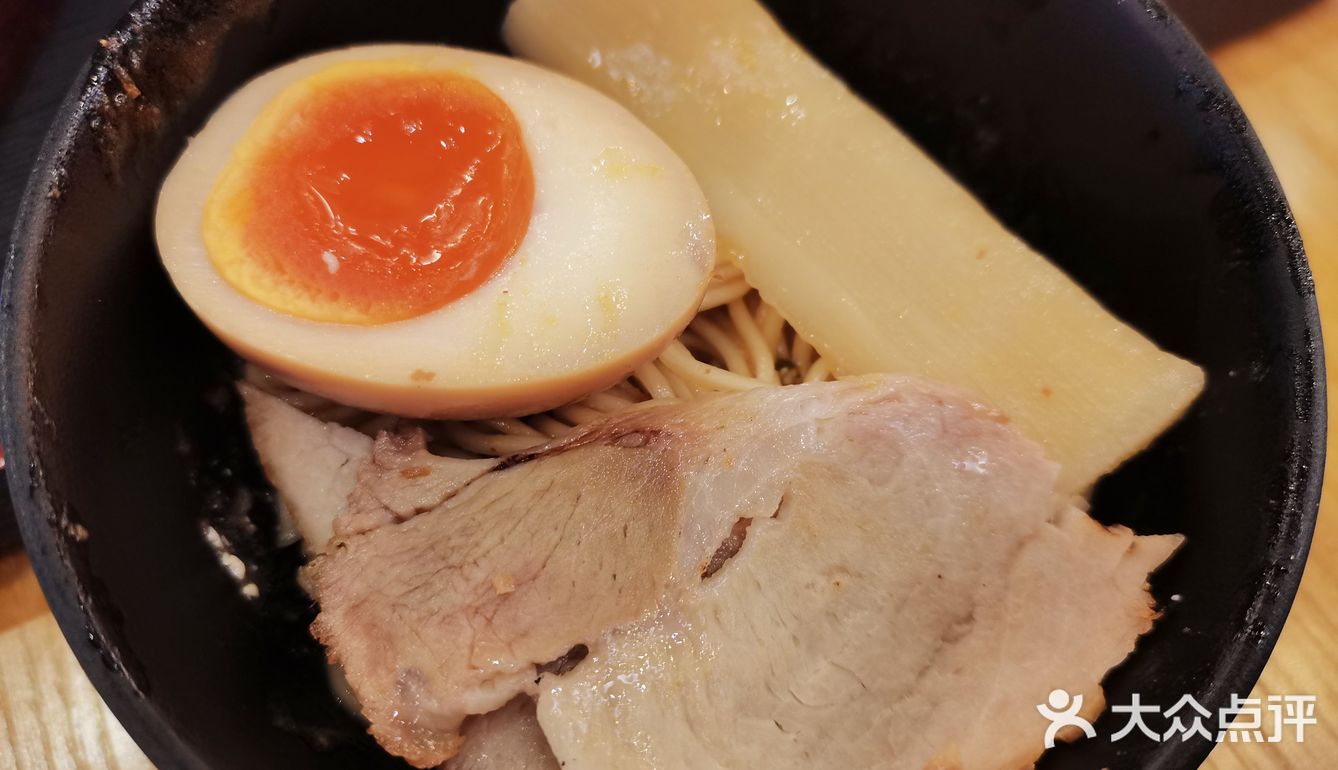 浓汤配面，靠沾[偷笑]
