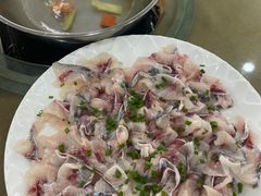 鱼片火锅-红日饭店(裕隆三路店)