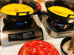 -鲜入围煮花胶鸡海鲜火锅