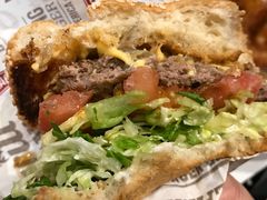 -The Habit Burger Grill 哈比特汉堡(爱琴海店)