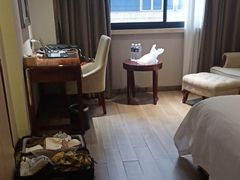 -华雅·云缦酒店(岳阳楼区火车站店)