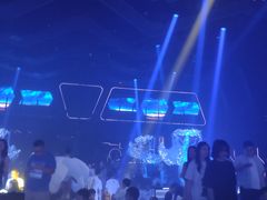 -简奥斯汀·赫本酒吧