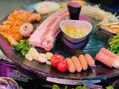 -豚豚家돈돈가韩国锅盖烤肉(新北万达店)