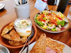 虾仁牛油果沙拉-RAC BAR(安福路店)