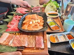 -明洞阿姨·韩式酱蟹烤肉·创意料理(三元桥店)