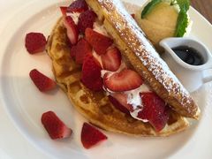-ROAST coffee & eatery