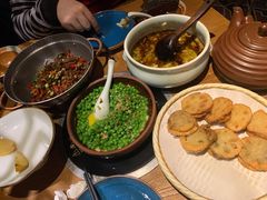 -吃饭皇帝大土家民族菜(正大广场店)