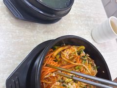 -拌来拌去石鍋拌飯(文鼎店)