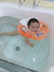 泳池-鱼乐贝贝婴幼儿水育馆(高桥红坊店)