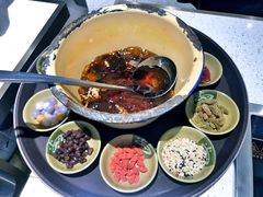 奶茶冰粉-串一火锅(赛格国际购物中心店)