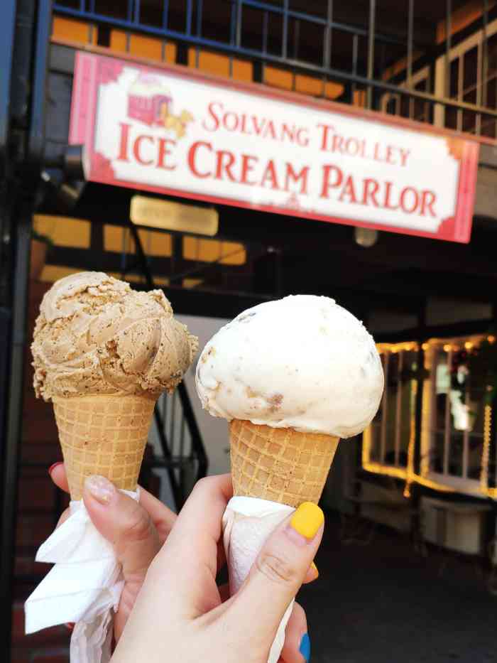 算是在洛杉矶及周边呆的一阵子里,吃到的第二好吃的ice cream parlor