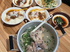 -周小波重庆小面·重庆名小吃(邹容路店)
