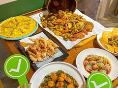 -东来菜馆•手抓海鲜家常菜•海鲜锅贴(鸽子窝店)